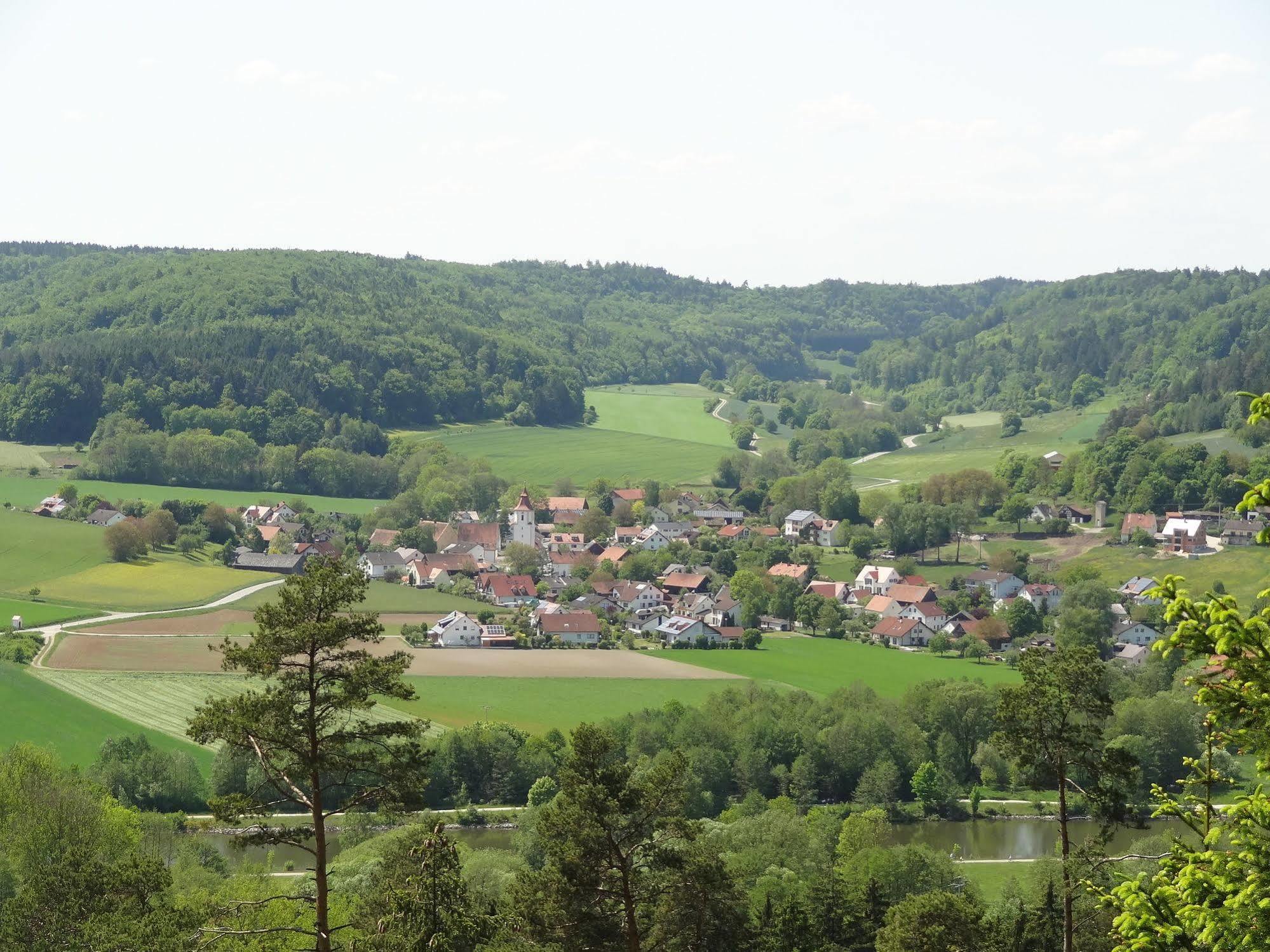 Donauer Im Altmuehltal - Ferienwohnungen Biberbach  外观 照片